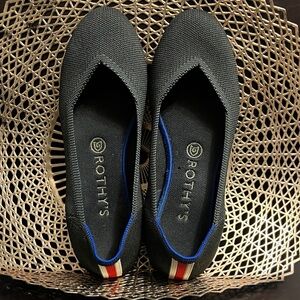 Rothy's Black and Blue Flats